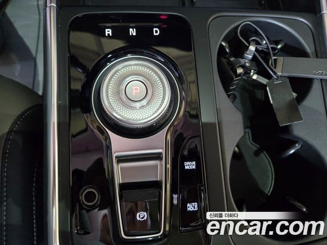 Kia Carnival 2024 — ფოტო 7/20