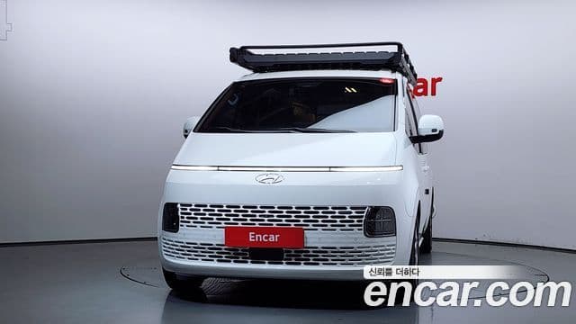 Hyundai Staria 2021 — Фото 3/20
