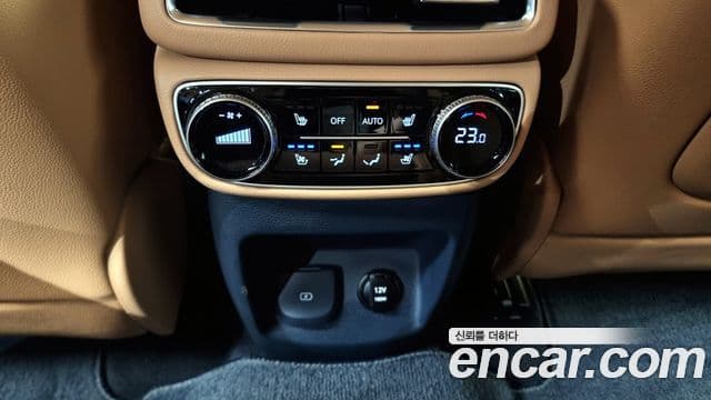 Genesis GV80 2020 — ფოტო 9/35