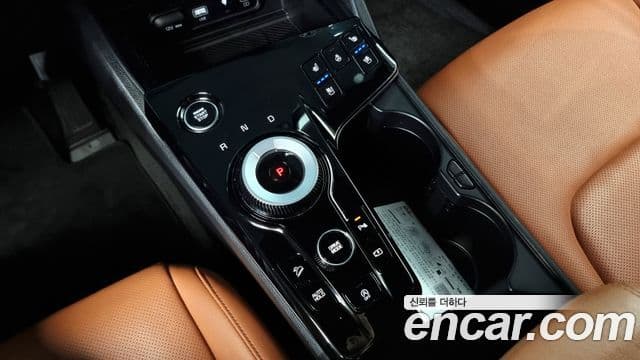Kia Sportage 2023 — ფოტო 9/20