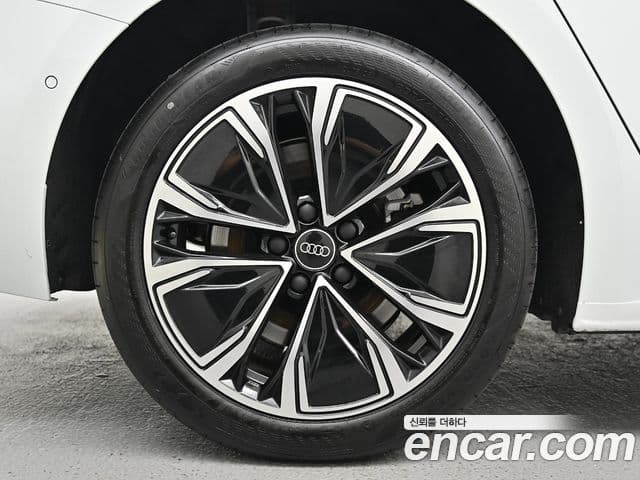 Audi A5 2025 — ფოტო 4/20