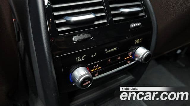 BMW 5 Series 2019 — Şəkil 18/20