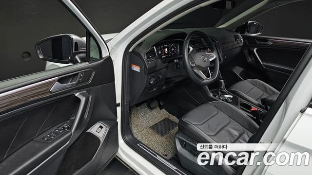 Volkswagen Tiguan Allspace 2022 — ფოტო 10/20