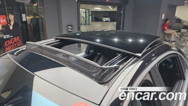 Mercedes-Benz S-Class 2025 — ფოტო 19/20