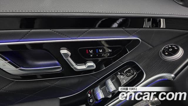 Mercedes-Benz S-Class 2025 — Photo 9/35