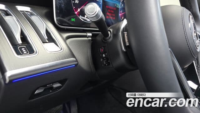 Mercedes-Benz S-Class 2025 — Photo 31/35