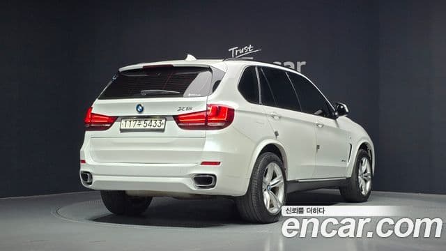 BMW X5 2018 — Фото 2/20