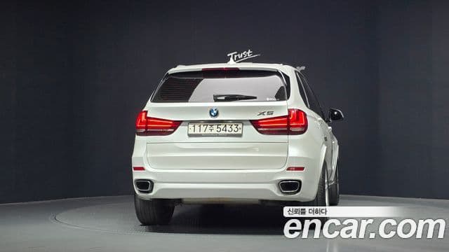 BMW X5 2018 — Фото 4/20