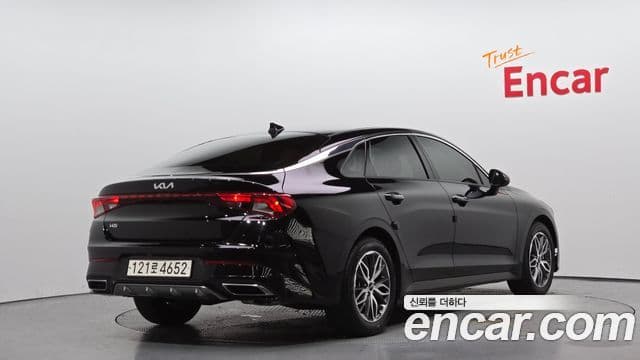 Kia K5 2023 — Şəkil 1/20