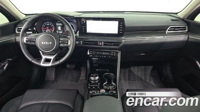 Kia K5 2023 — Şəkil 6/20