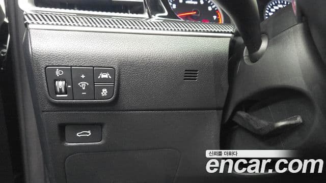 Kia K5 2023 — Şəkil 17/20