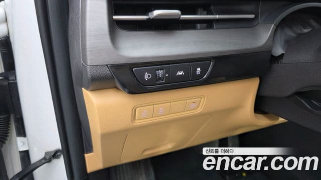 Kia Carnival 2023 — Фото 12/20
