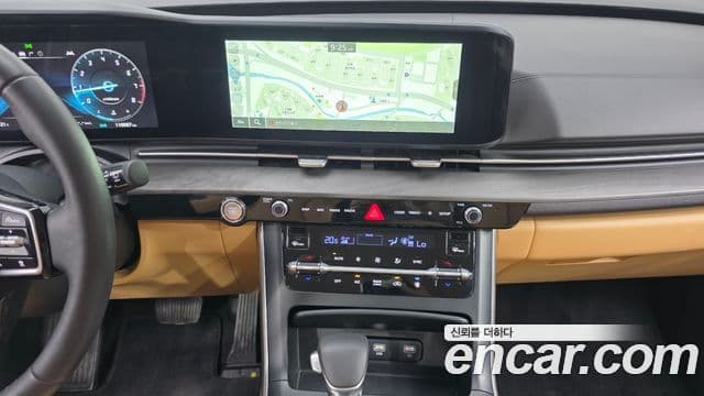 Kia Carnival 2023 — Фото 14/20