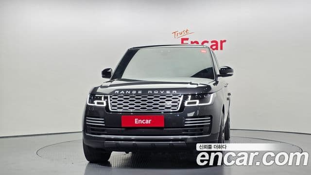 Land Rover Range Rover 2019 — ფოტო 2/19