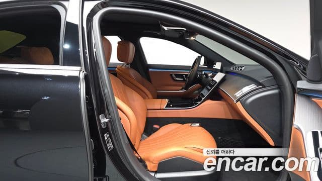 Mercedes-Benz S-Class 2021 — ფოტო 8/37