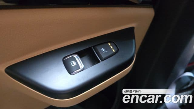 Kia Carnival 2021 — Фото 19/20