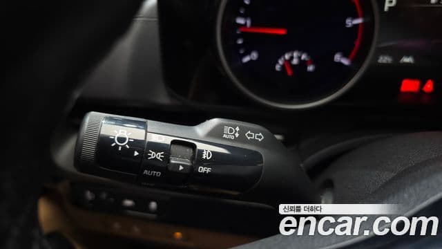 Kia Carnival 2021 — Фото 20/20