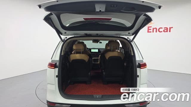 Kia Carnival 2022 — Фото 20/20