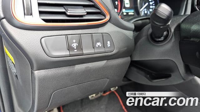 Hyundai i30 2019 — ფოტო 21/34
