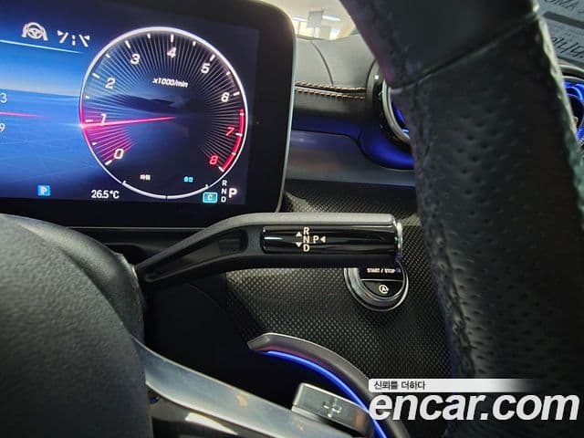 Mercedes-Benz C-Class 2023 — ფოტო 7/17