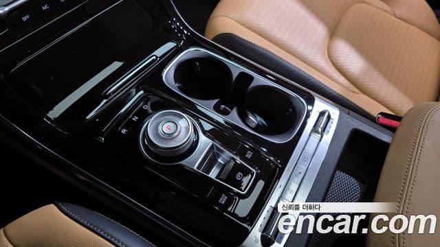 Kia Carnival 2021 — Фото 9/20