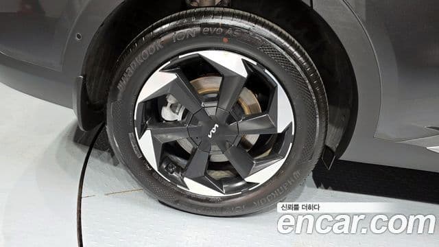 Kia Sorento 2025 — ფოტო 5/20