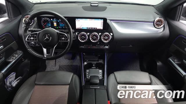 Mercedes-Benz EQA 2021 — Photo 9/20
