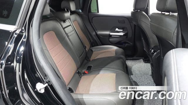 Mercedes-Benz EQA 2021 — Photo 3/20