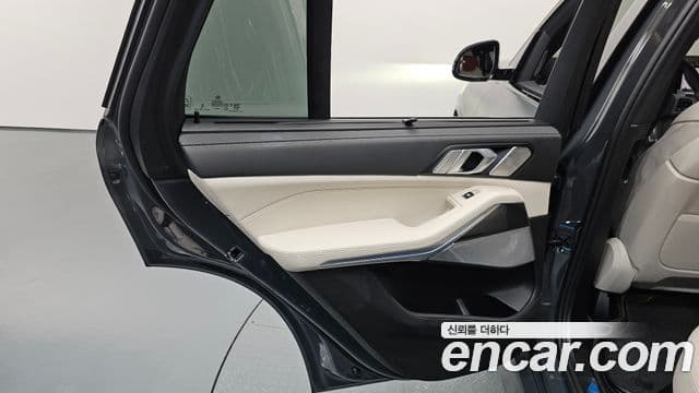 BMW X5 2025 — Photo 14/42