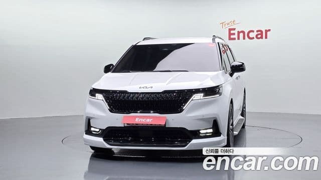 Kia Carnival 2023 — Фото 3/20