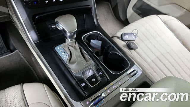 Kia Carnival 2023 — Фото 9/20