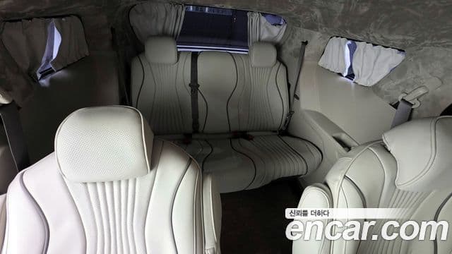 Kia Carnival 2023 — Фото 12/20