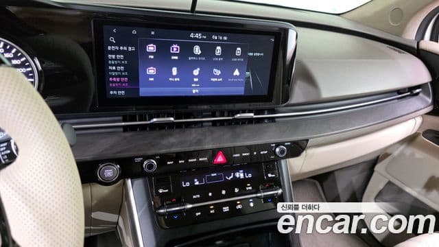 Kia Carnival 2023 — Фото 14/20