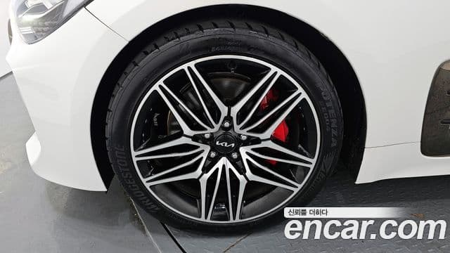 Kia Stinger 2022 — Şəkil 5/20