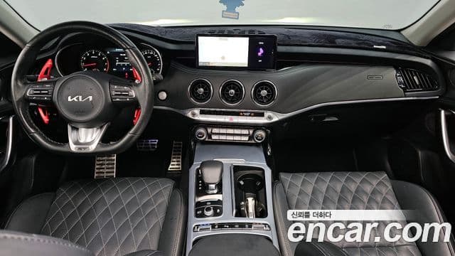 Kia Stinger 2022 — Şəkil 7/20