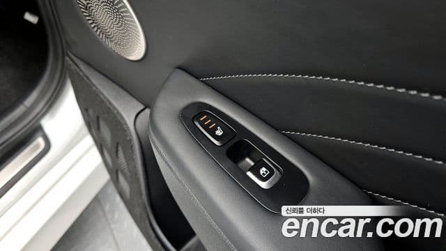 Kia Stinger 2022 — Şəkil 19/20