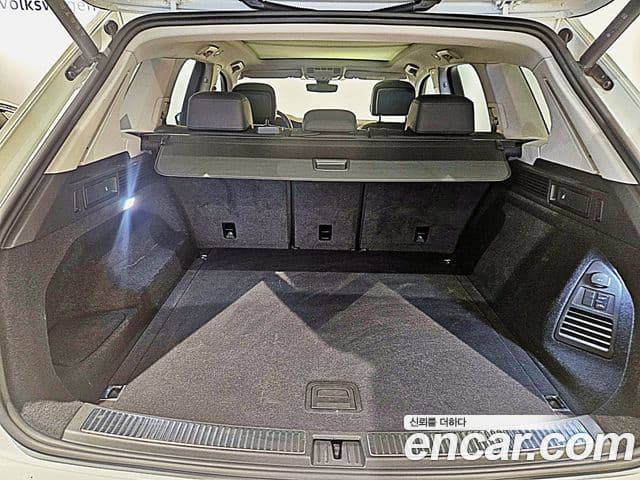 Volkswagen Touareg 2024 — ფოტო 9/14