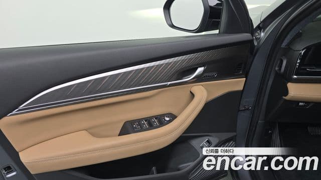 Renault Samsung Grand Koleos 2025 — Photo 32/36