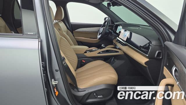 Renault Samsung Grand Koleos 2025 — Photo 6/36