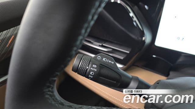Renault Samsung Grand Koleos 2025 — Photo 24/36