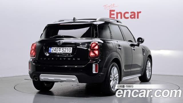 Mini Cooper Countryman 2023 — ფოტო 1/20