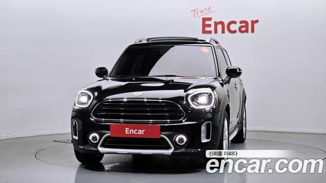 Mini Cooper Countryman 2023 — ფოტო 2/20
