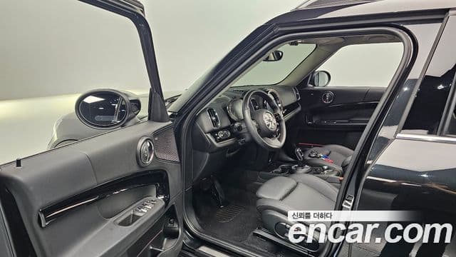 Mini Cooper Countryman 2023 — ფოტო 9/20