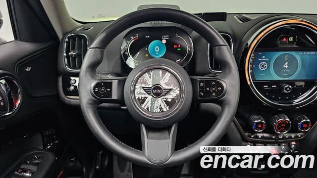 Mini Cooper Countryman 2023 — ფოტო 12/20