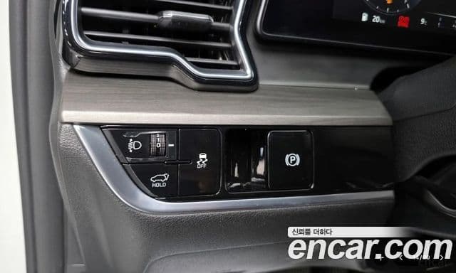 Kia Sportage 2021 — ფოტო 14/20