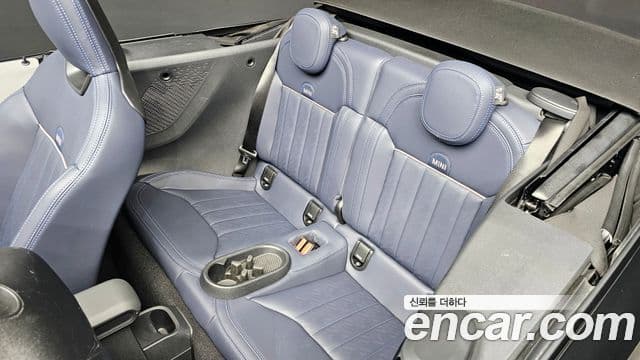 Mini Cooper S Convertible 2025 — Фото 12/20