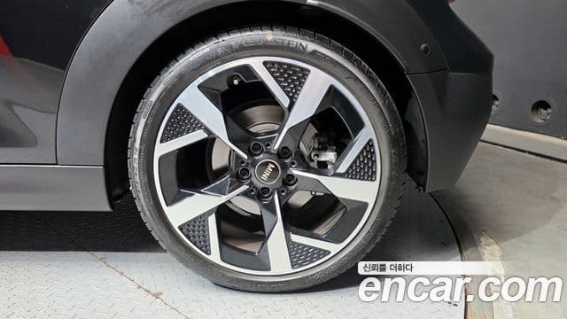 Mini Cooper S Convertible 2025 — Photo 19/30