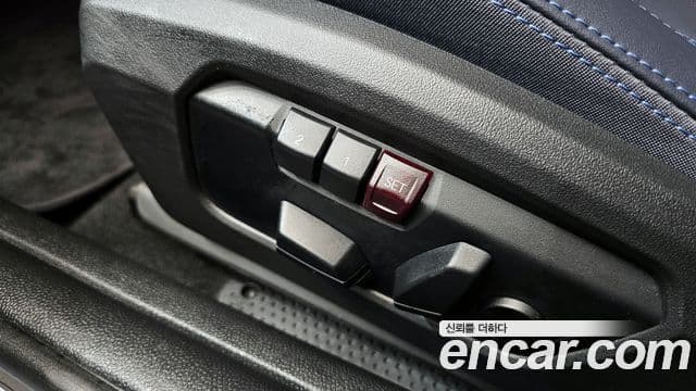 Mini Cooper S Convertible 2025 — Photo 10/30