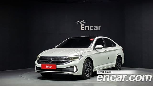 Volkswagen Jetta 2022 — Şəkil 1/20