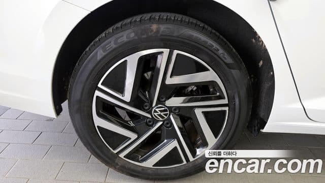 Volkswagen Jetta 2022 — фото 5 из 20